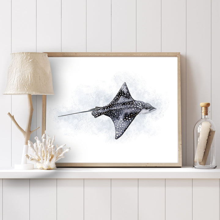 a picture of a eagle ray on a shelf