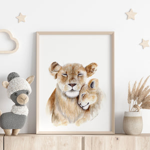 a picture of a lion and a giraffe on a shelf